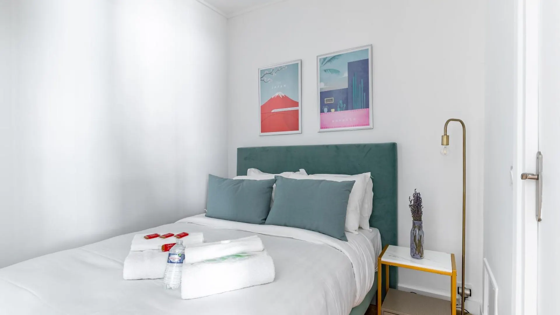 Apartment Appartement De Charme Sur L'Avenue Montaigne Paris