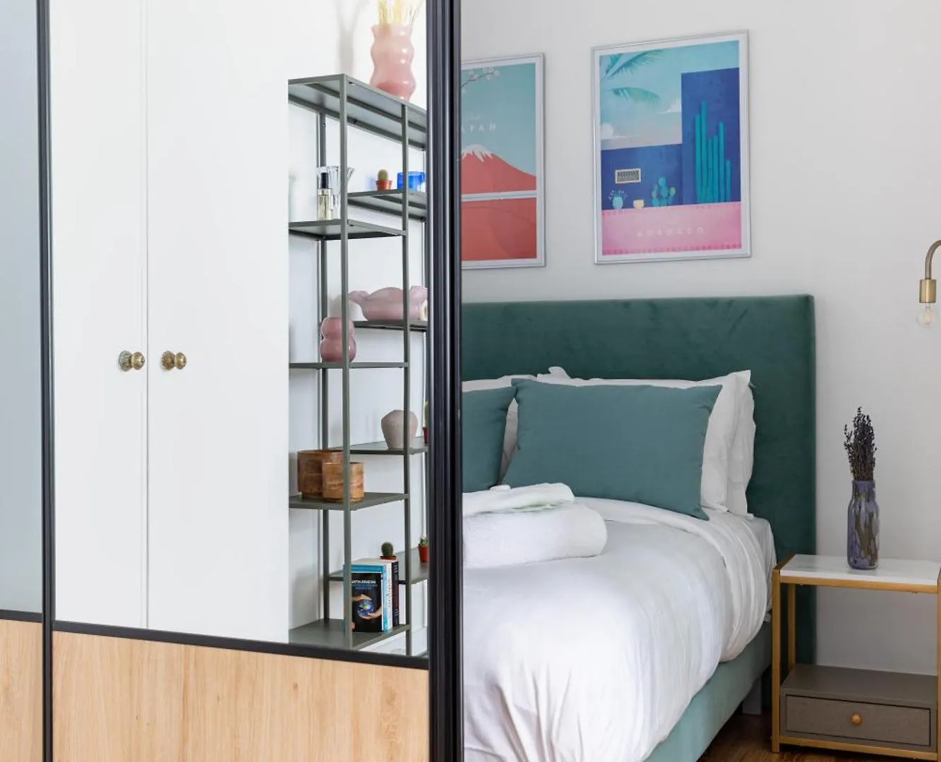 Appartement De Charme Sur L'Avenue Montaigne Paris Apartment